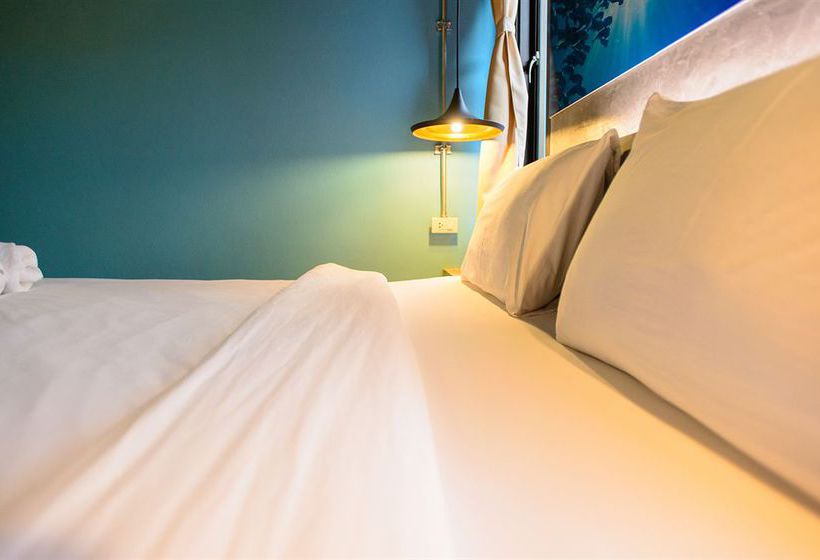 Hotel Seabox Khaolak Hostel