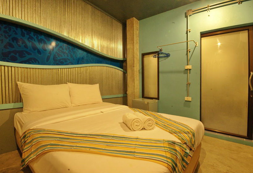 Hotel Seabox Khaolak Hostel 18