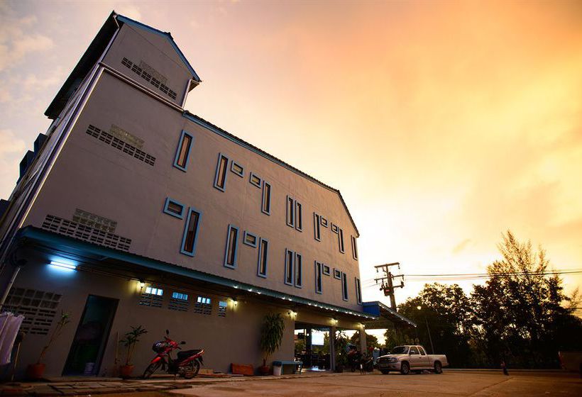 Hotel Seabox Khaolak Hostel 2