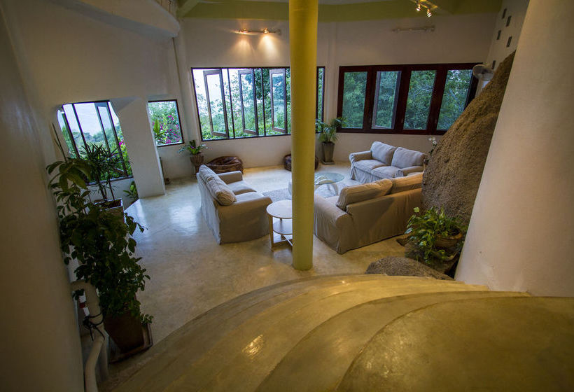 Monkey Flower Villa 8