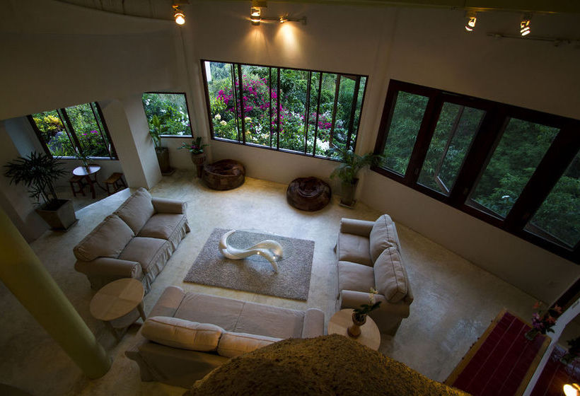 Monkey Flower Villa 9