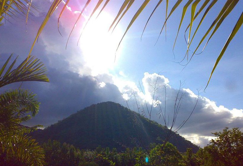 Pechmaneekan Beach Resort 2