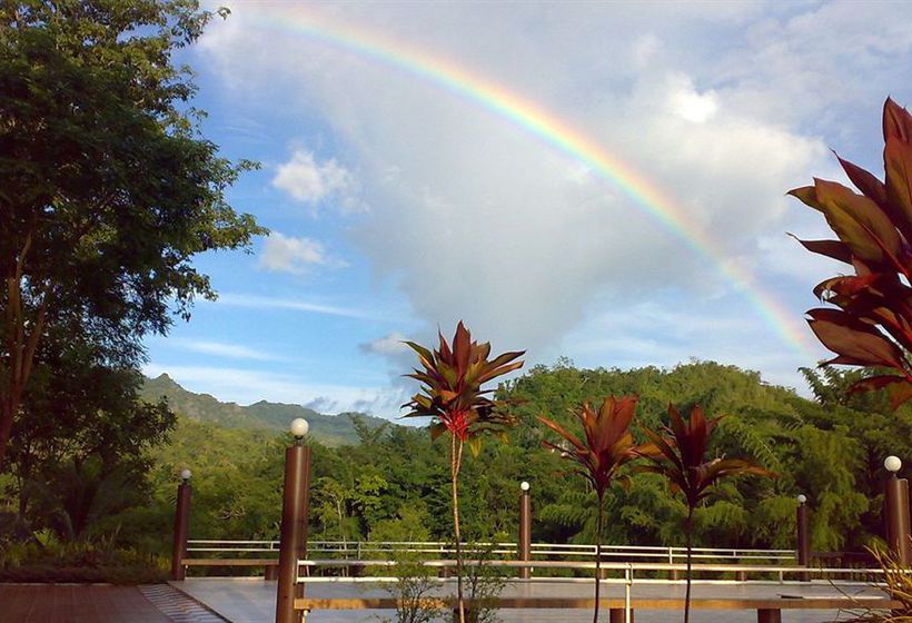 Pechmaneekan Beach Resort 3