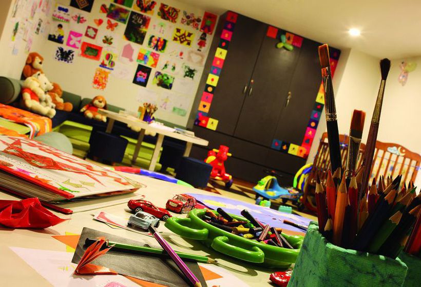 Hotel The Diwa Club 14