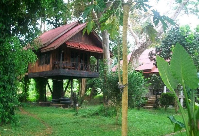 Hotel Bamboo House Surat Thani