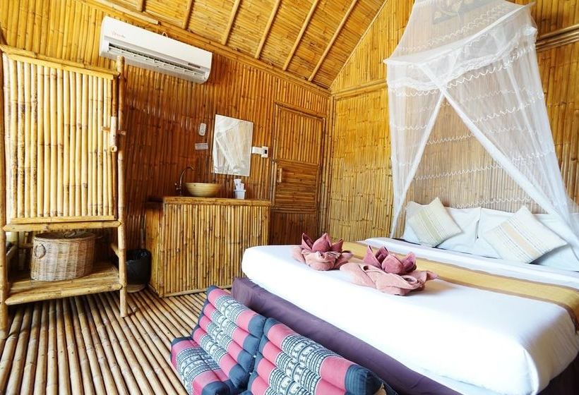 Hotel The Cove Phi Phi 1