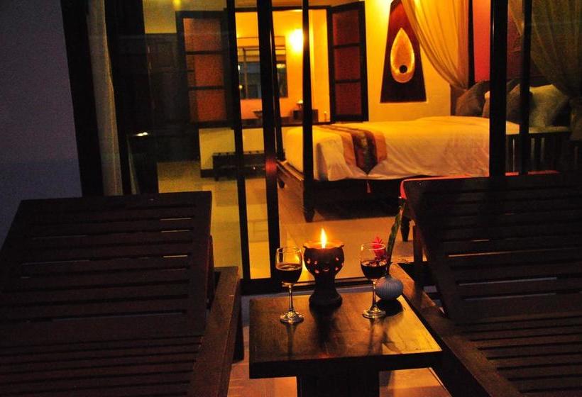 Hotel Navatara Phuket Resort 13