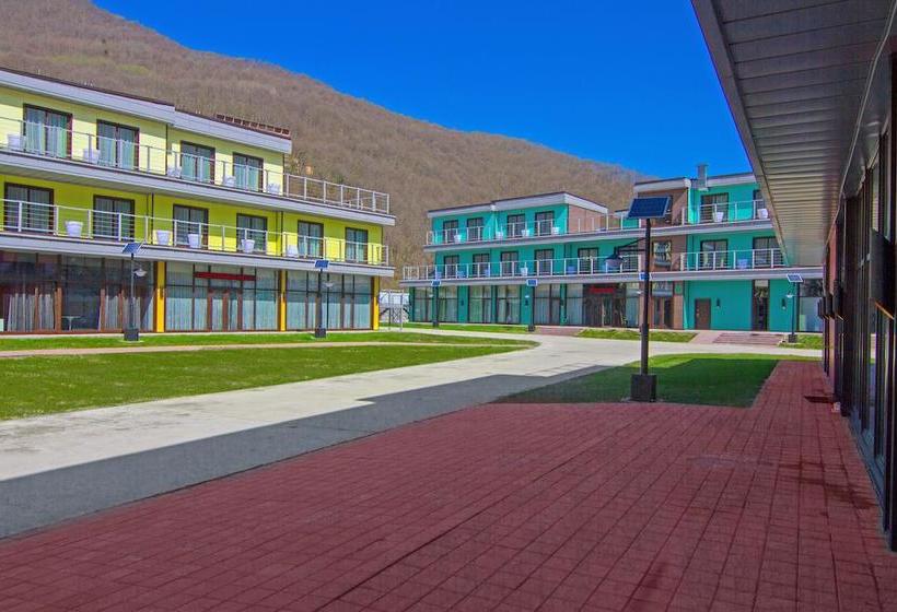 Hotel Art Up City 14