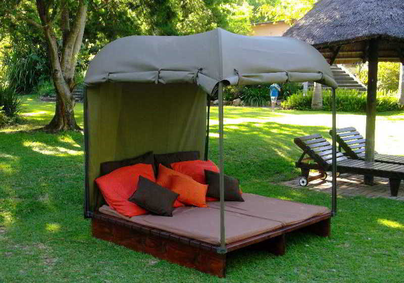 Hotel Laughing Waters Guest House 20