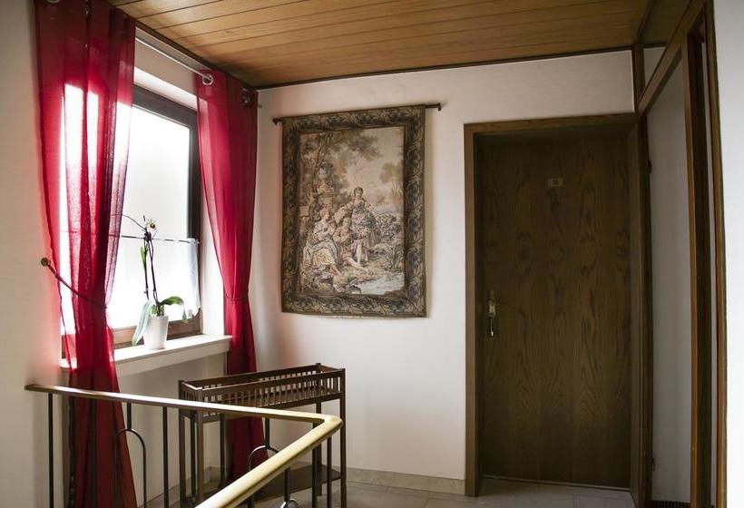 Hotel Landgasthof Zur Ulsterbrücke 3