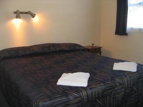 Frimley Lodge Motel 10