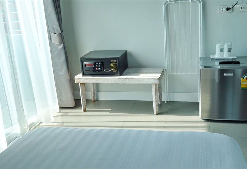 Hotel Kata Bai D Inn 4