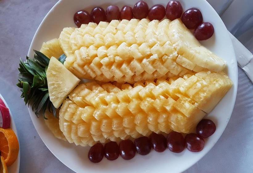 Hotel Sea Breeze Resort 1