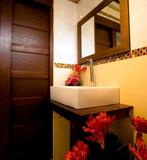 Hotel Rin Beach Resort 8