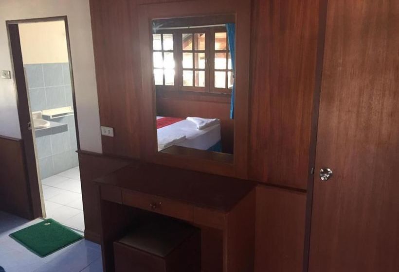 Hotel Chaloklum Bay Resort 10