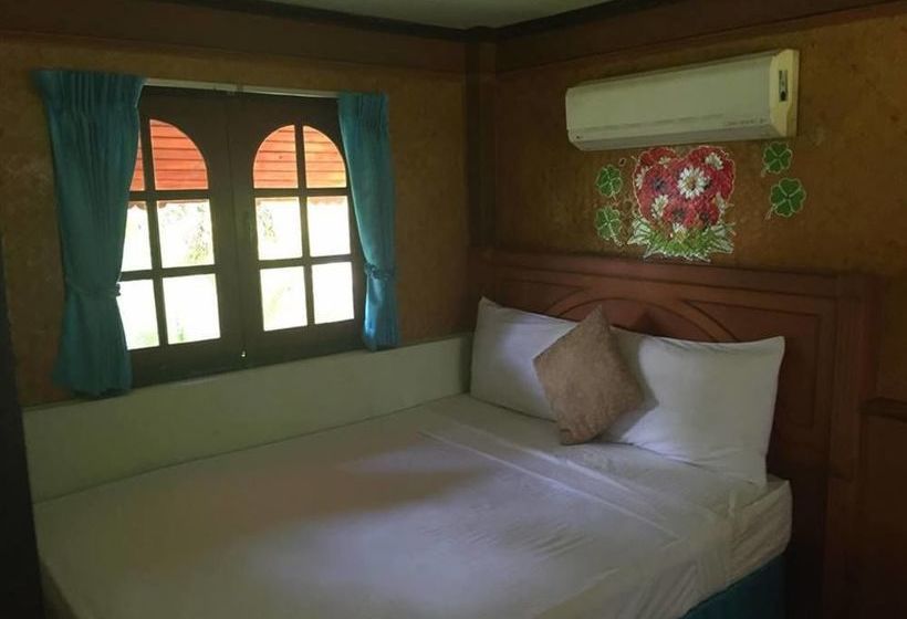 Hotel Chaloklum Bay Resort 15