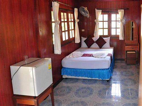 Hotel Chaloklum Bay Resort 3