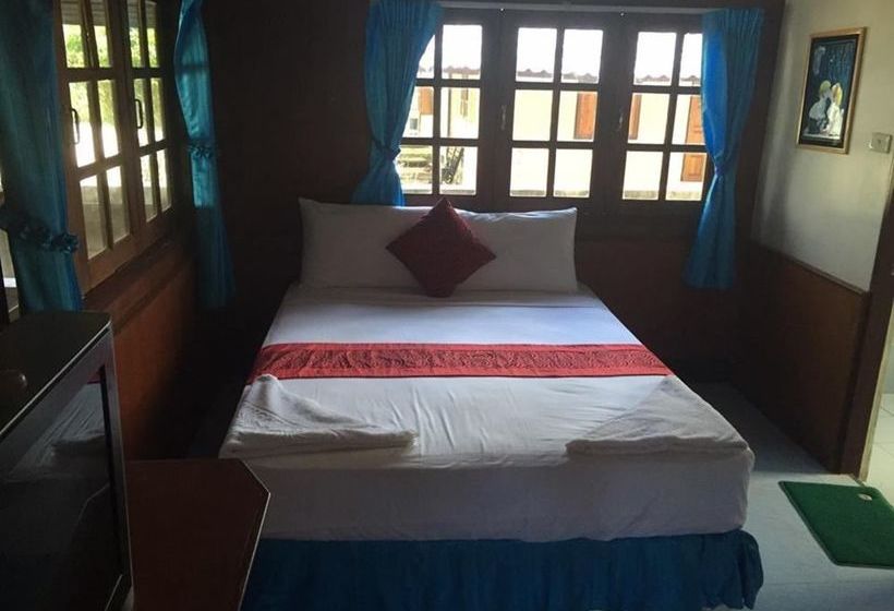 Hotel Chaloklum Bay Resort 9