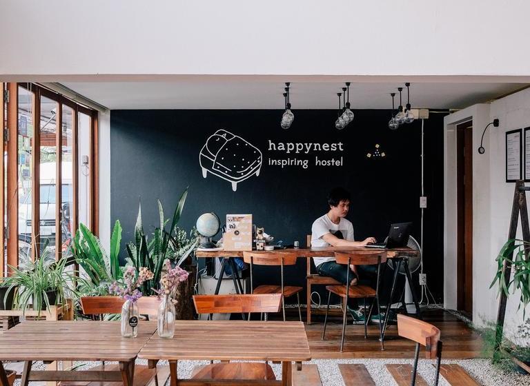 Hotel Happynest Inspiring Hostel 4