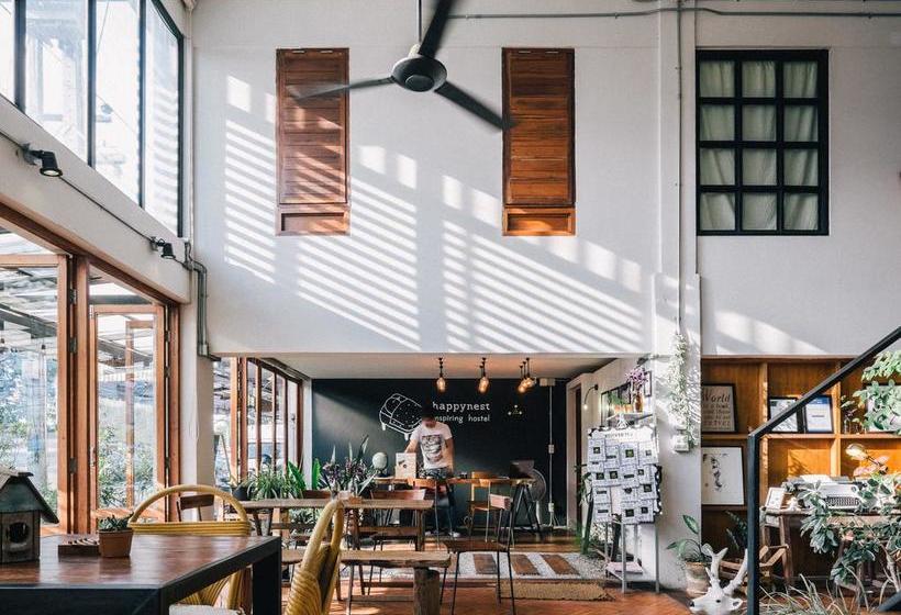 Hotel Happynest Inspiring Hostel 9