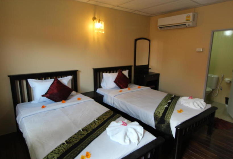 Hotel Phi Phi Ba Kao Bay Resort 6