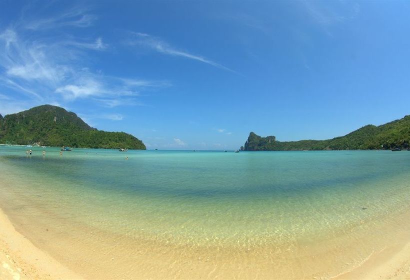 Dee Dee Beach House Tonsai