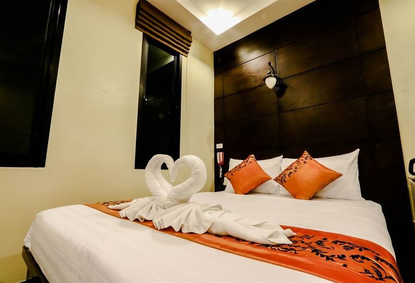 Hotel The Rich House 10