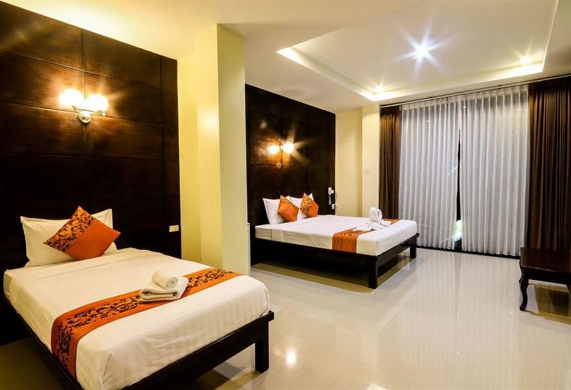 Hotel The Rich House 11