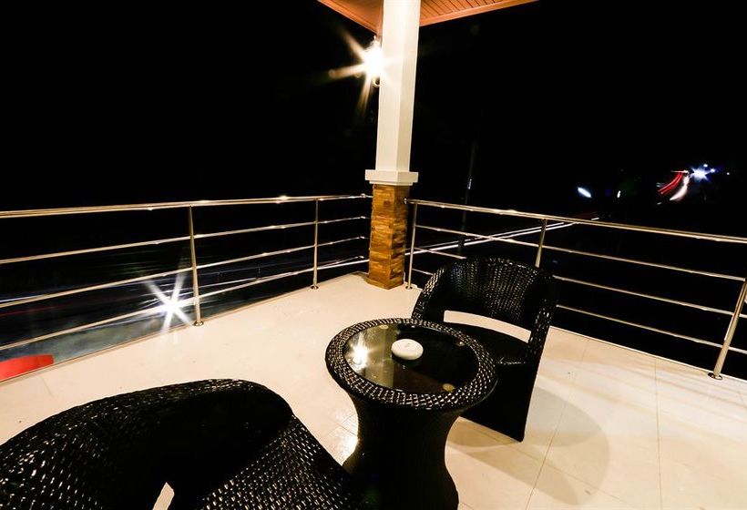 Hotel The Rich House 15