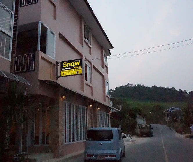 Hotel Snow House