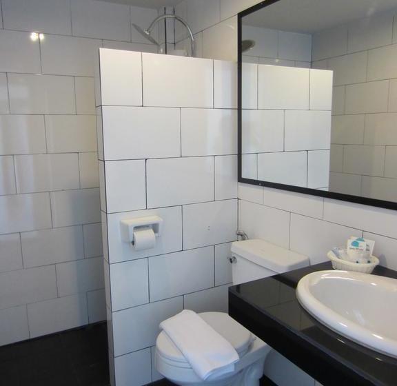 Hotel Sleep Whale Express 1