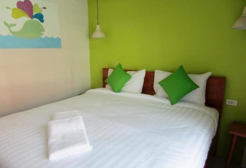 Hotel Sleep Whale Express 9