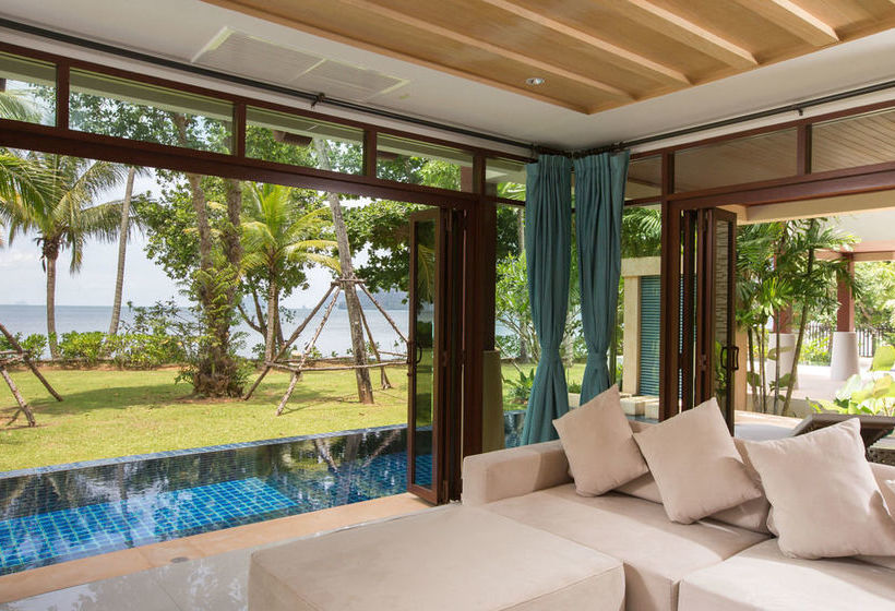 Amatapura Beach Villa 14 10