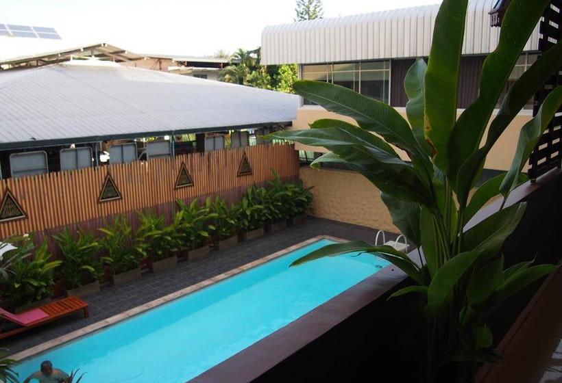 Hotel Phusiri Place 1