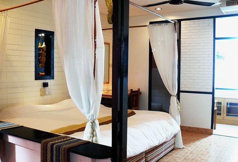 Hotel Hollanda Montri Guesthouse 2