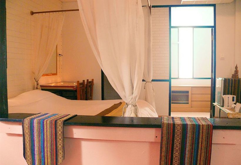 Hotel Hollanda Montri Guesthouse 4