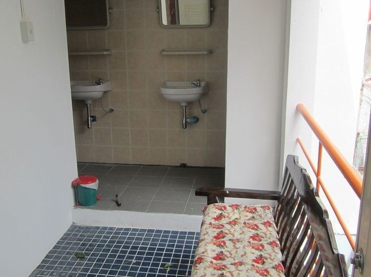 Hotel Dutch Guesthouse 18