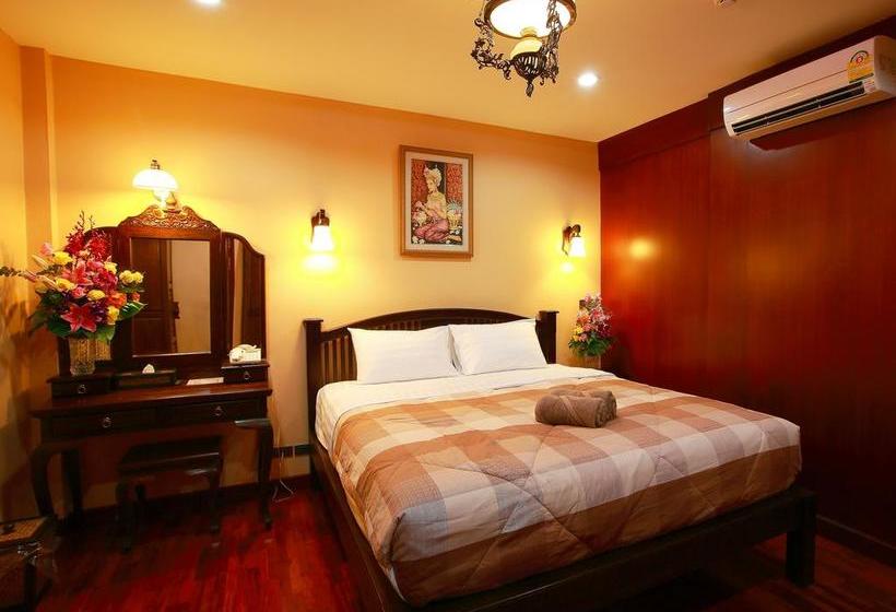 Hotel At Chiang Mai 5