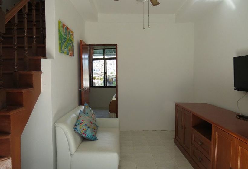 The Club Hotel Kamala 15