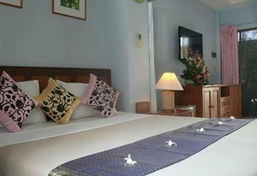 The Club Hotel Kamala 4