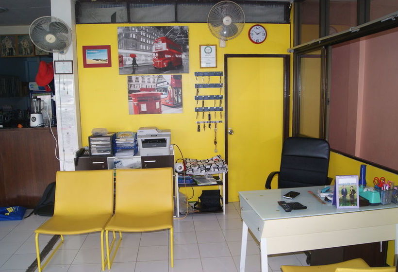 Hotel Pineapple Guesthouse 1