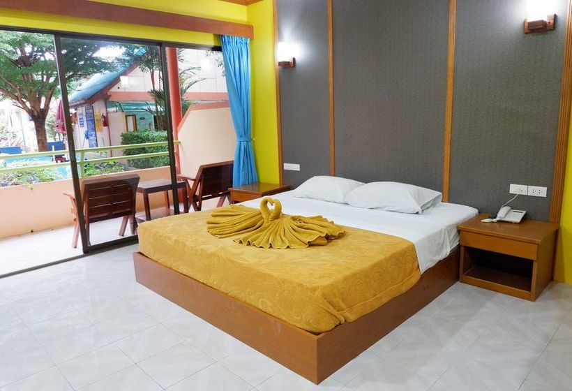 Hotel Karon Village 10