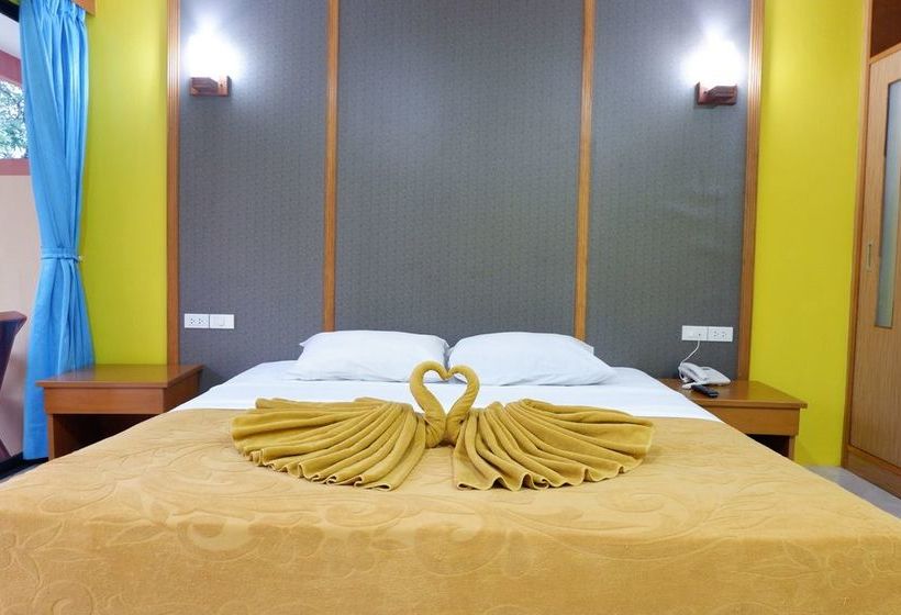 Hotel Karon Village 13