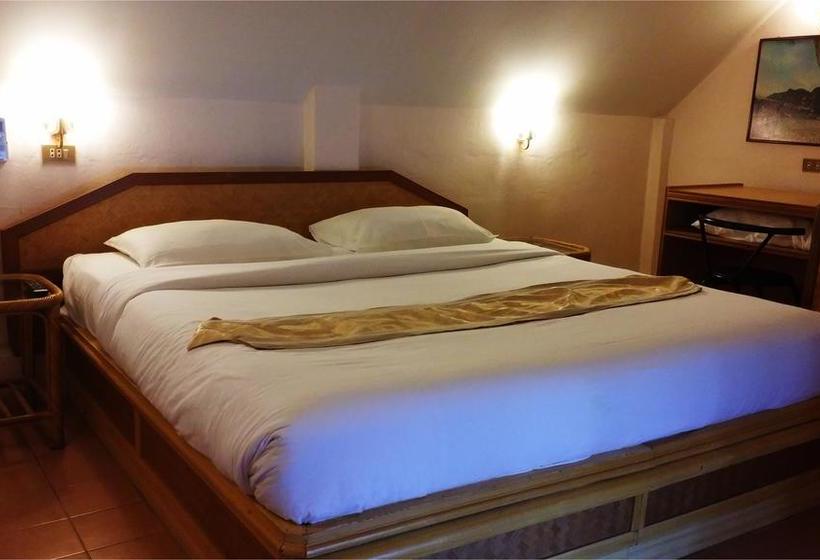 Hotel Karon Café Inn 16