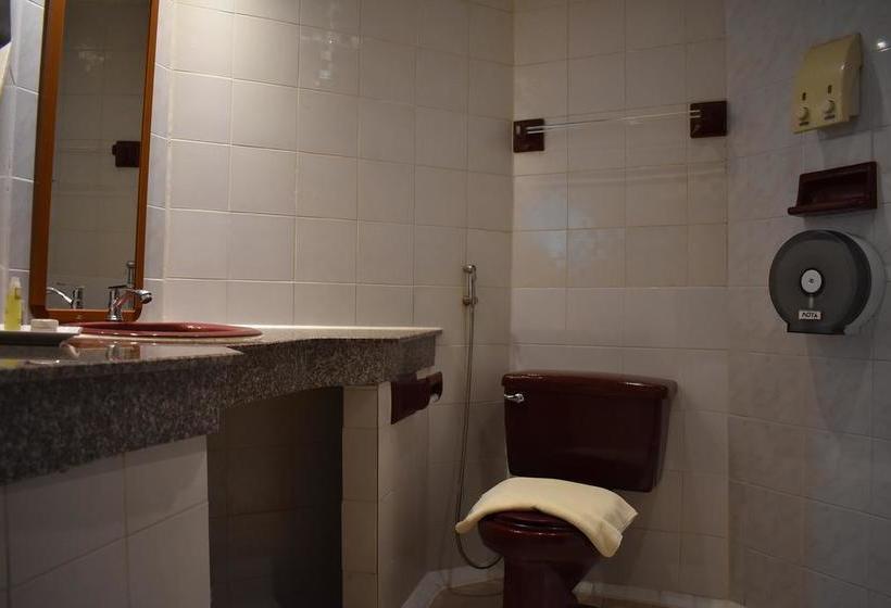 Hotel Karon Café Inn 4