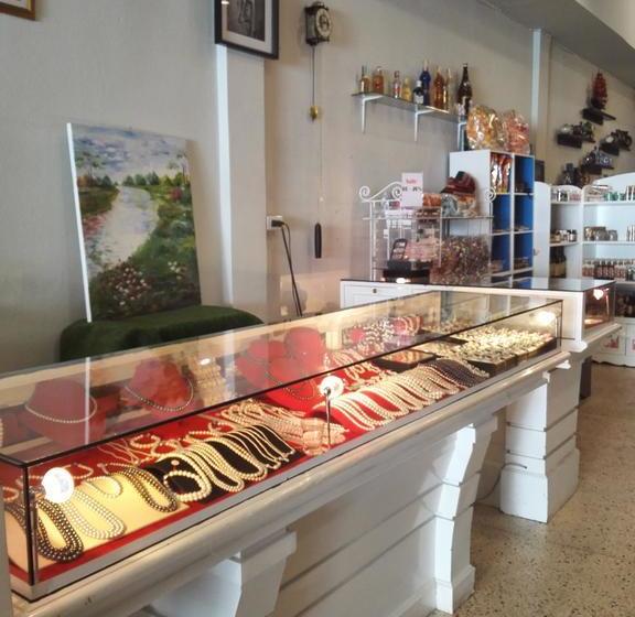 Hotel Gotum Hostel & Restaurant 2 4