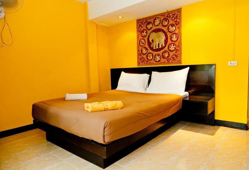 Hotel Fullmoon Beach Resort 10