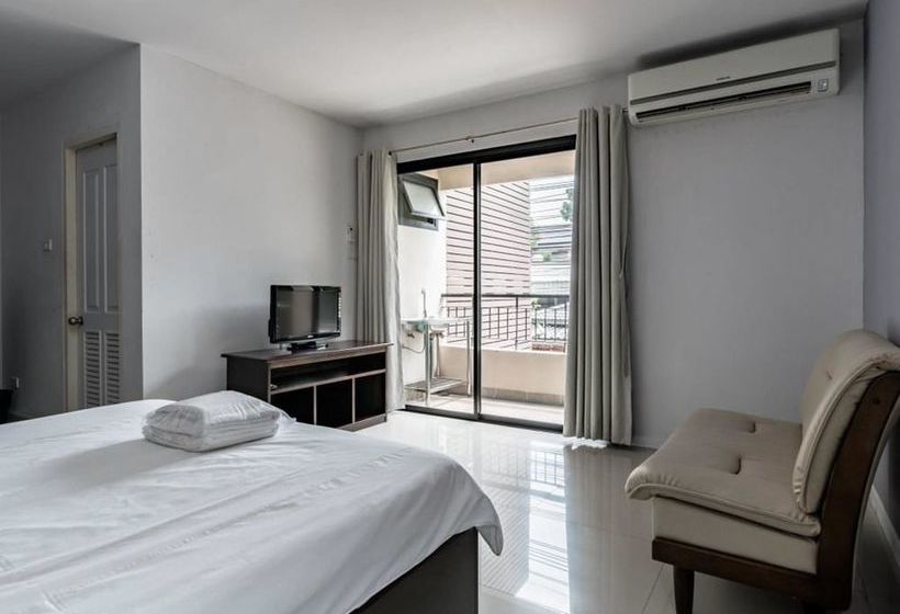 Hotel Double Two At Sathorn 8