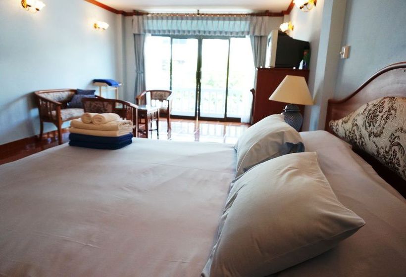 Hotel Dee-lek Guesthouse And Restaurant 13