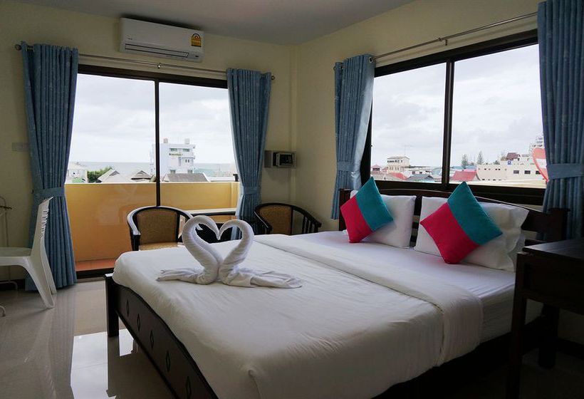 Hotel Baan Taweesuk 1